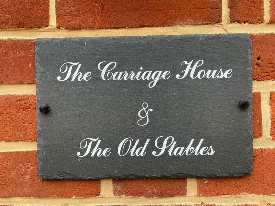 The Carriage House Villa Salisbury Exterior photo